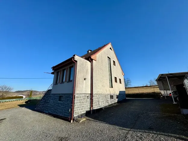 Prodej rodinného domu, Klenová, 200 m2