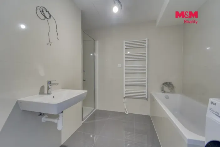 Pronájem bytu 3+kk, Plzeň, Na Průhonu, 84 m2