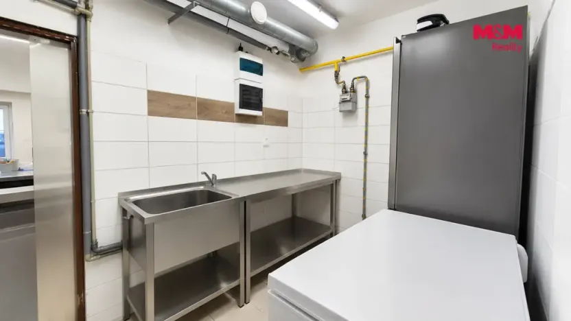 Pronájem obchodního prostoru, Most, Javorová, 58 m2