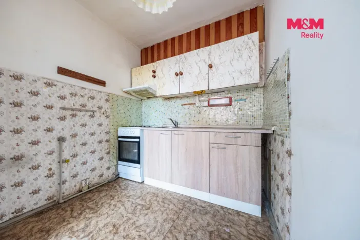 Prodej bytu 3+1, Praha - Černý Most, Pospíchalova, 70 m2