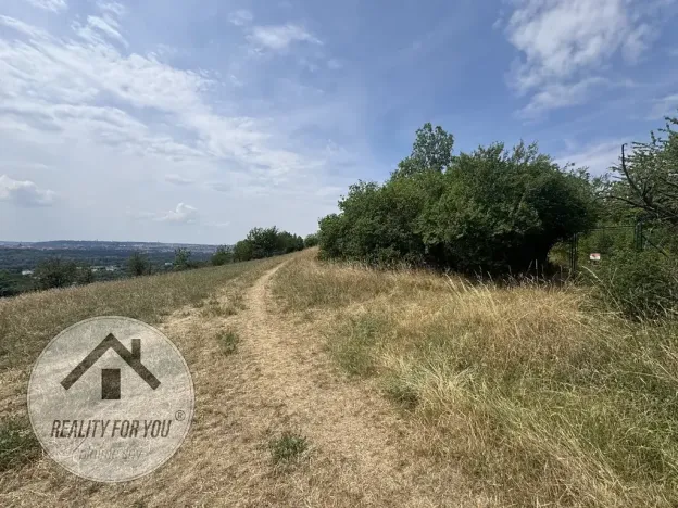 Pronájem zahrady, Praha, 1000 m2