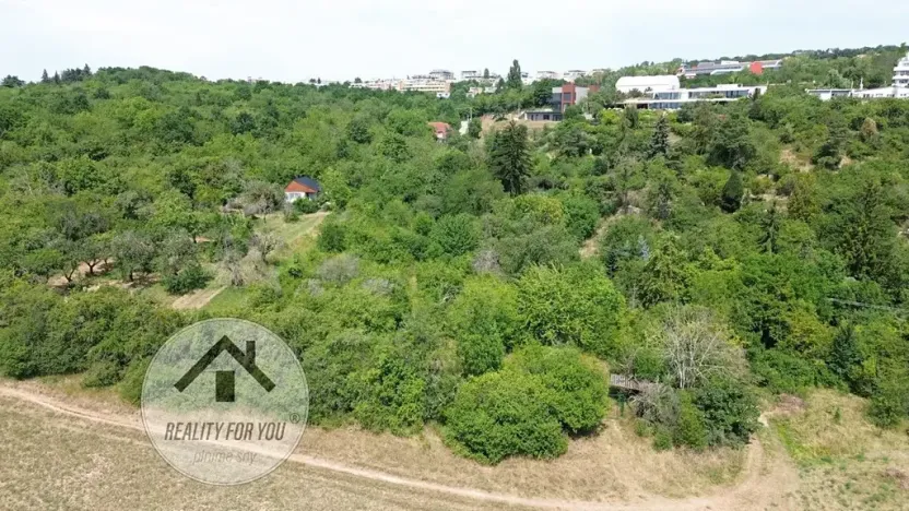 Pronájem zahrady, Praha, 1200 m2