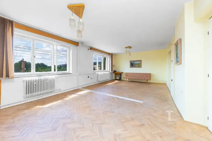 Prodej bytu 4+1, Velké Opatovice, Dlouhá, 145 m2
