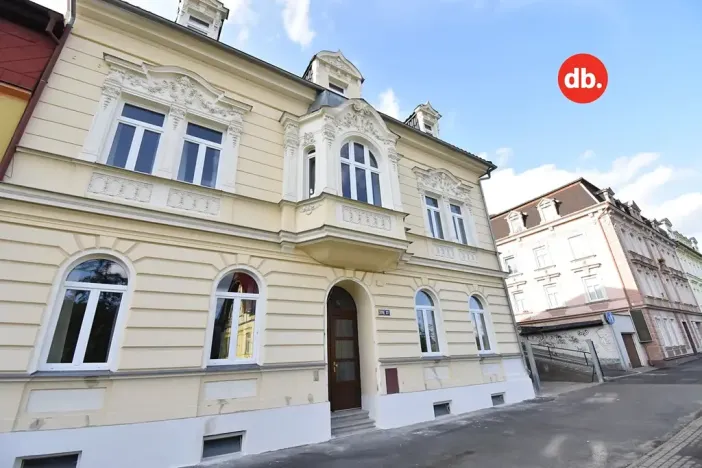Pronájem bytu 3+kk, Karlovy Vary, Táborská, 80 m2