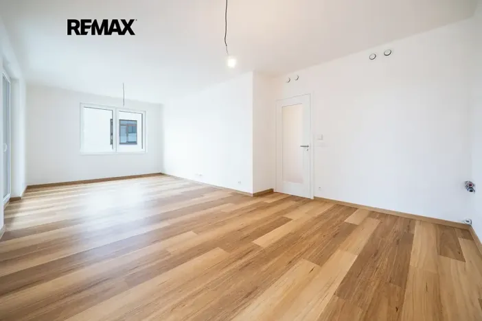 Pronájem bytu 3+kk, Praha - Modřany, Kolmanova, 77 m2