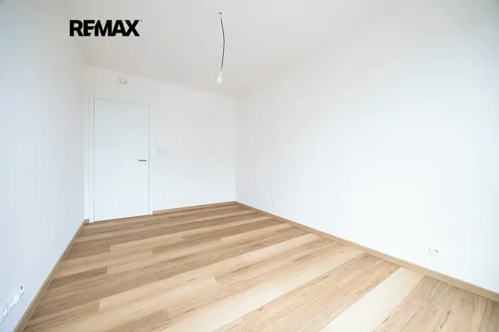 Pronájem bytu 3+kk, Praha - Modřany, Kolmanova, 77 m2
