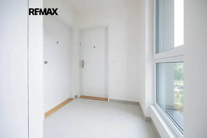 Pronájem bytu 3+kk, Praha - Modřany, Kolmanova, 77 m2
