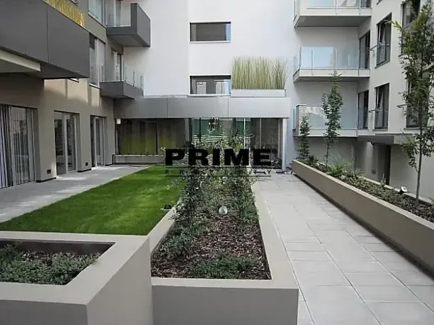 Pronájem bytu 2+kk, Praha - Žižkov, Prokopova, 72 m2