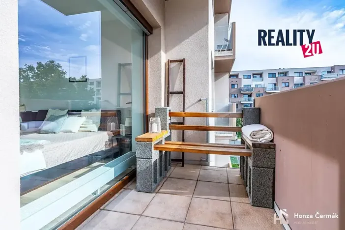 Pronájem bytu 1+kk, Brno, Kigginsova, 52 m2