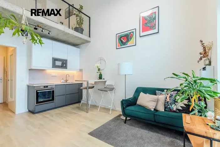 Prodej bytu 2+kk, Praha - Libeň, Novovysočanská, 45 m2