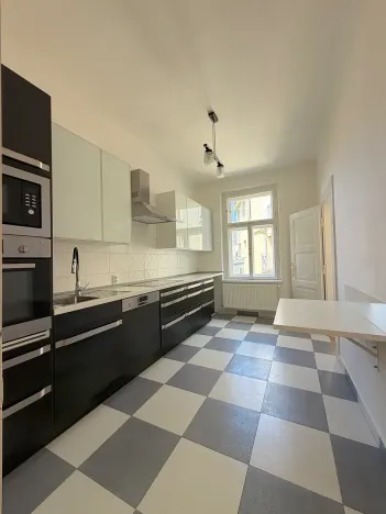 Pronájem bytu 3+1, Praha - Bubeneč, Nad Královskou oborou, 110 m2