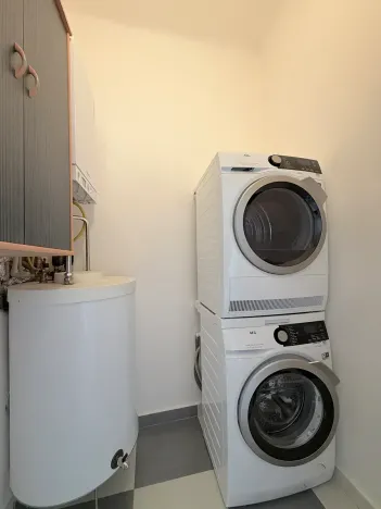 Pronájem bytu 3+1, Praha - Bubeneč, Nad Královskou oborou, 110 m2