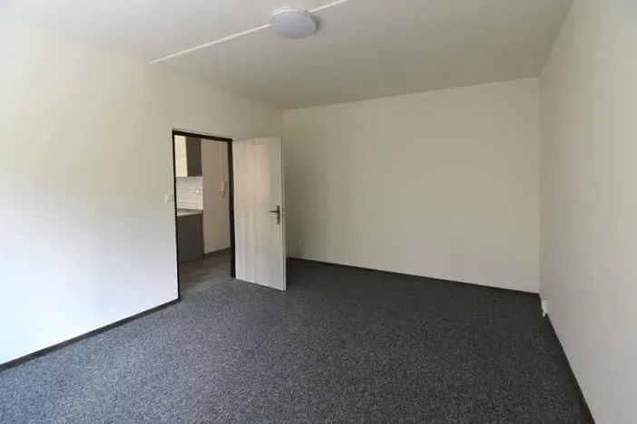 Pronájem bytu 1+1, Jirkov, Studentská, 36 m2