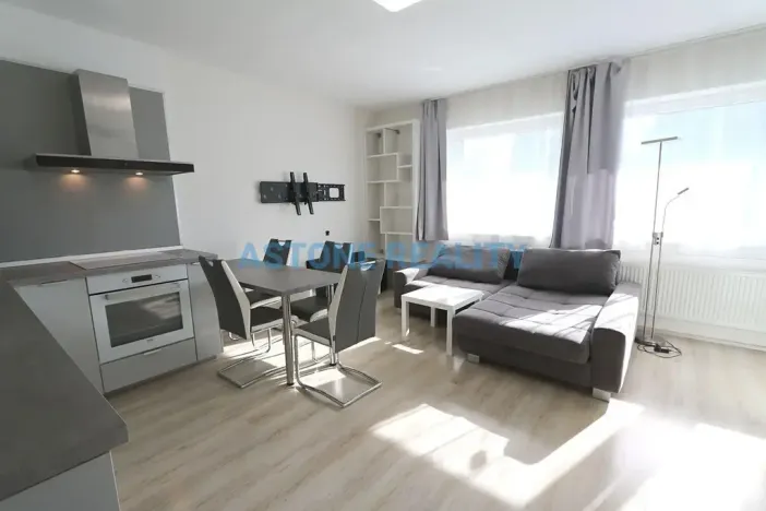 Pronájem bytu 2+kk, Praha - Letňany, Tupolevova, 52 m2
