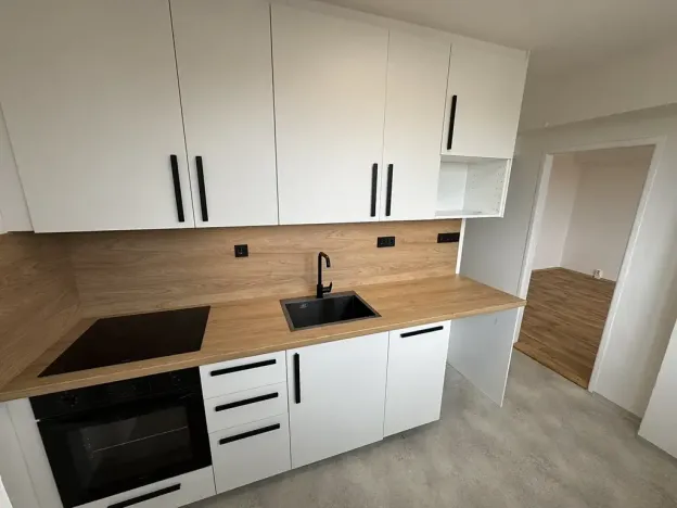 Pronájem bytu 2+1, Strakonice, Bezděkovská, 55 m2