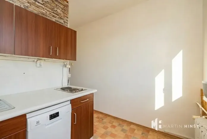 Pronájem bytu 1+1, Odolena Voda, Komenského, 35 m2