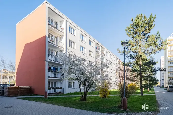 Pronájem bytu 1+1, Odolena Voda, Komenského, 35 m2