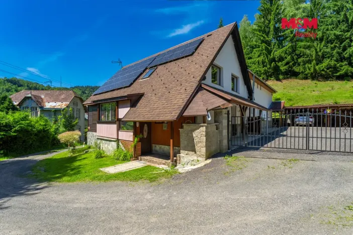 Prodej rodinného domu, Desná - Desná I, Spojovací, 360 m2