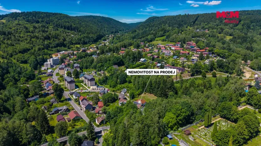 Prodej rodinného domu, Desná - Desná I, Spojovací, 360 m2