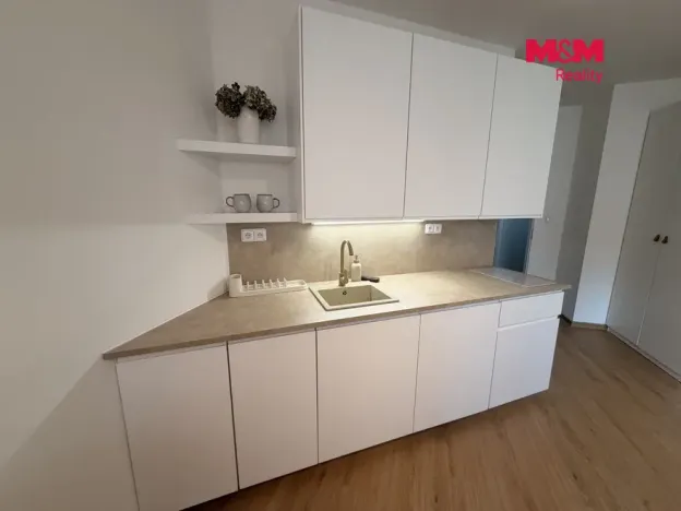 Pronájem bytu 1+kk, Příbram - Příbram I, Špitálská, 28 m2