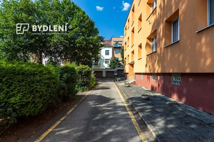 Prodej bytu 2+1, Teplice, Josefa Suka, 54 m2