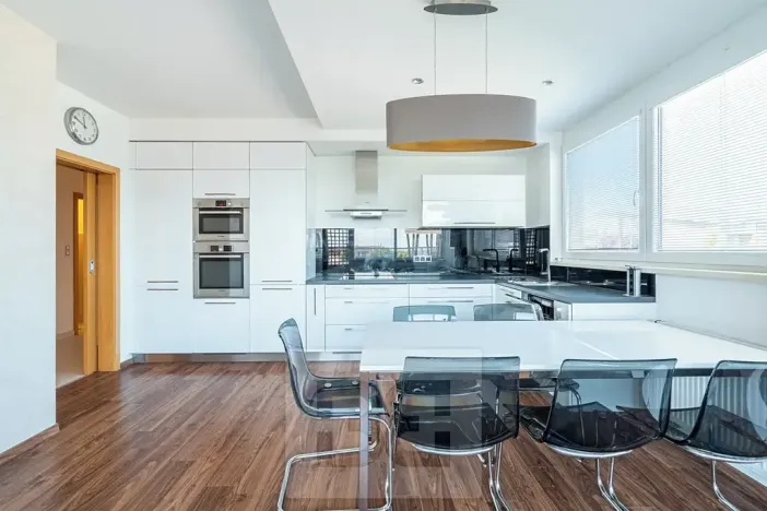 Pronájem bytu 3+kk, Praha - Velká Chuchle, 70 m2