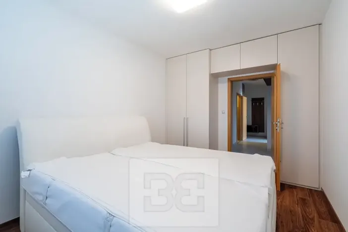 Pronájem bytu 3+kk, Praha - Velká Chuchle, 70 m2
