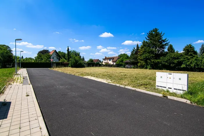 Prodej pozemku, Louňovice, Svojetická, 801 m2