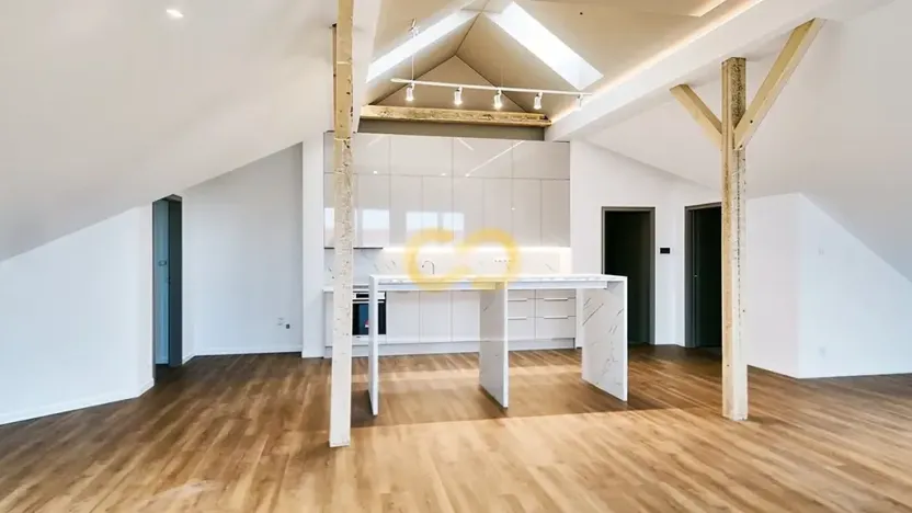 Pronájem bytu 2+kk, Písek, Alšovo nám., 146 m2