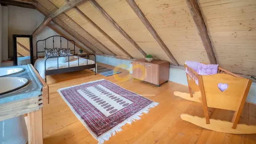 Prodej rodinného domu, Uzeničky, 590 m2