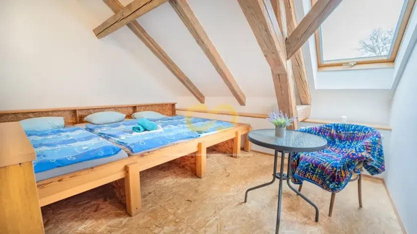 Prodej rodinného domu, Uzeničky, 590 m2