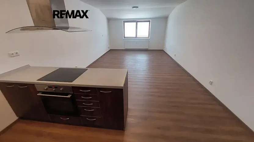 Pronájem bytu 1+kk, Slavkov u Brna, 53 m2