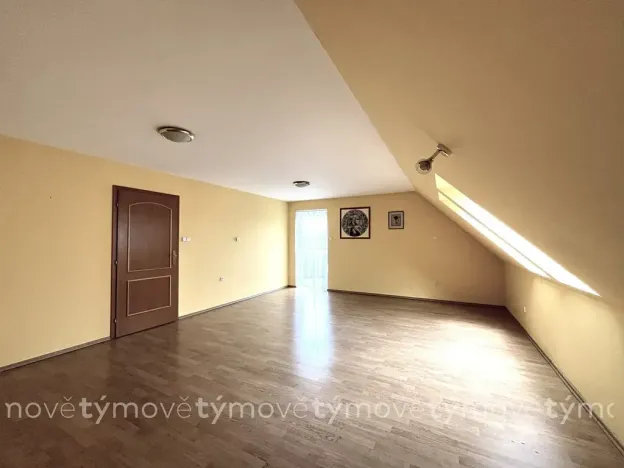 Prodej rodinného domu, Přelouč, Okružní, 370 m2