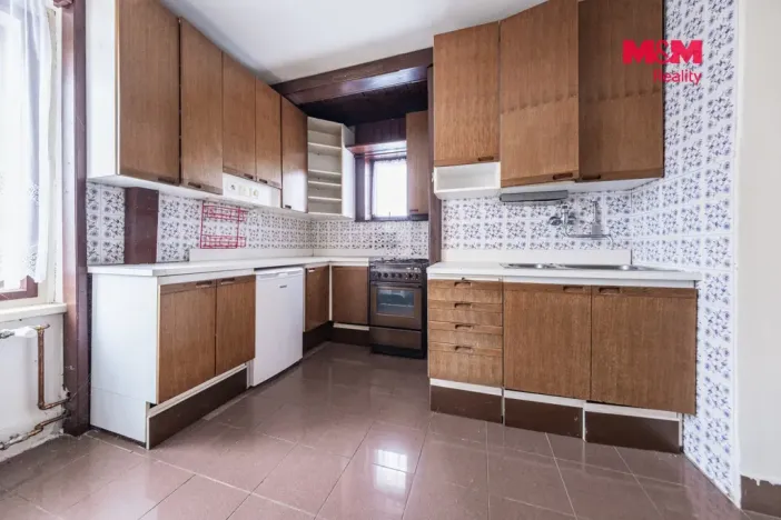 Pronájem rodinného domu, Praha - Horní Počernice, Běluňská, 180 m2