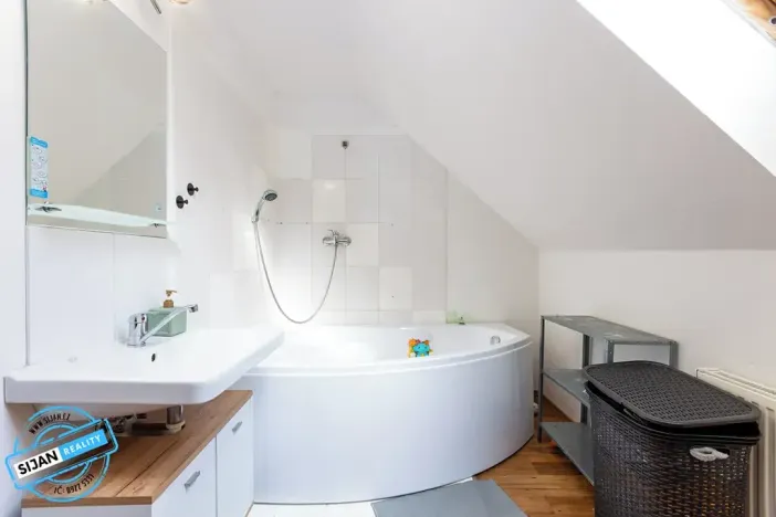 Prodej bytu 3+kk, Opava, Slezská, 108 m2