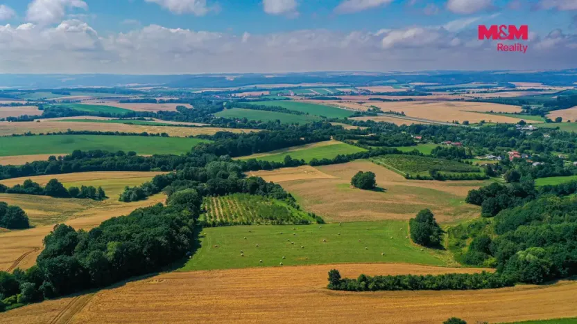 Prodej komerčního pozemku, Polom, 27304 m2