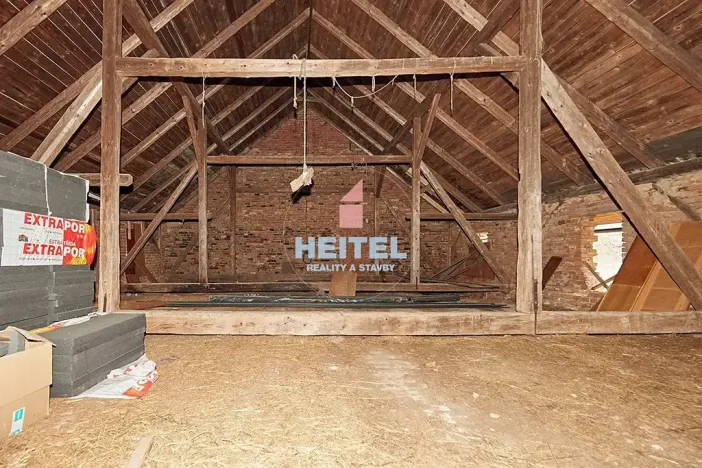 Prodej rodinného domu, Hanušovice, 300 m2