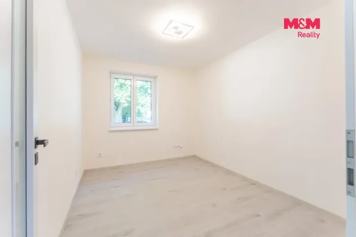 Prodej rodinného domu, Křinec, Zelené náměstí, 83 m2
