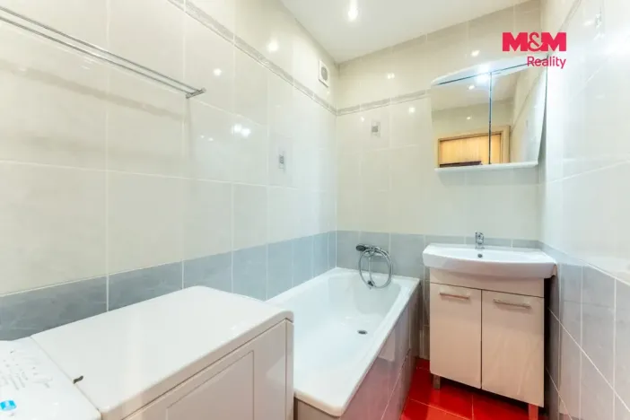 Prodej bytu 2+kk, Praha - Kamýk, Ve Lhotce, 41 m2