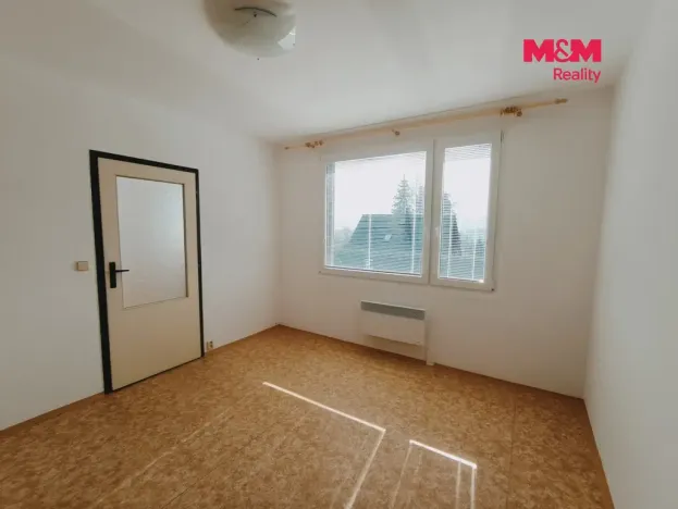 Pronájem bytu 1+1, Janov, 37 m2
