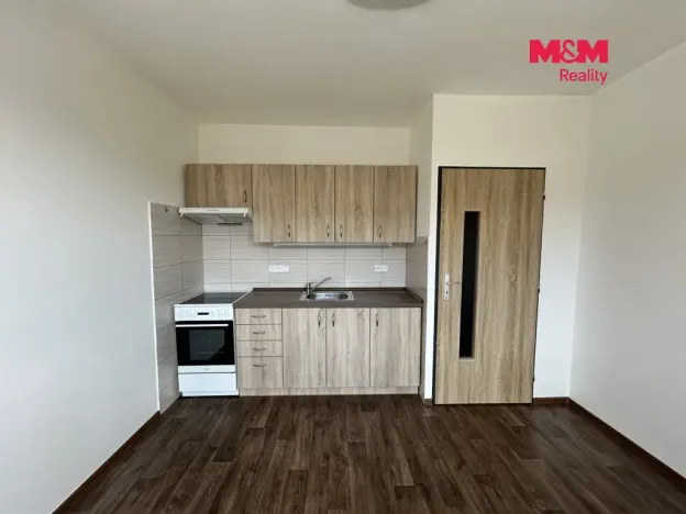 Pronájem bytu 1+1, Děčín, Nálepkova, 35 m2