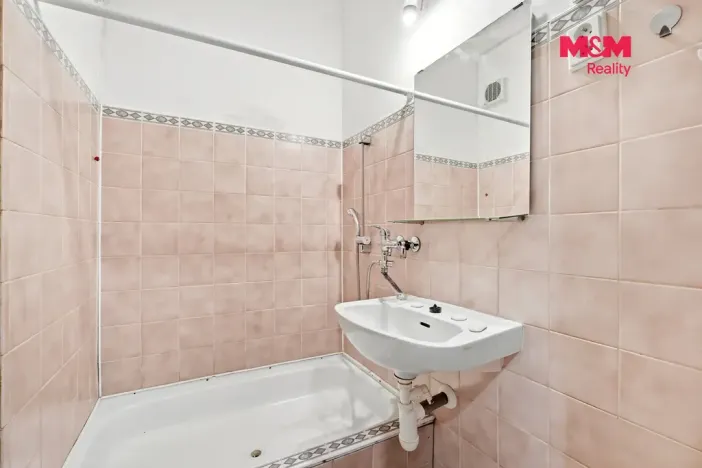 Prodej bytu 2+kk, Česká Lípa, Bardějovská, 41 m2