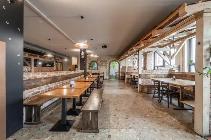 Pronájem restaurace, Praha - Braník, Branická, 610 m2