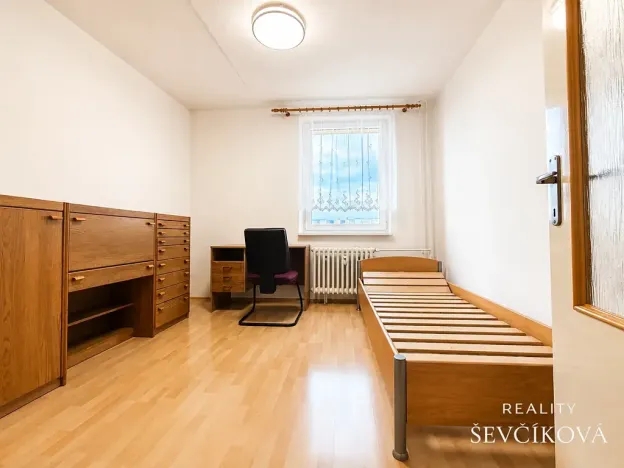 Pronájem bytu 3+1, Hradec Králové, Hradecká, 72 m2