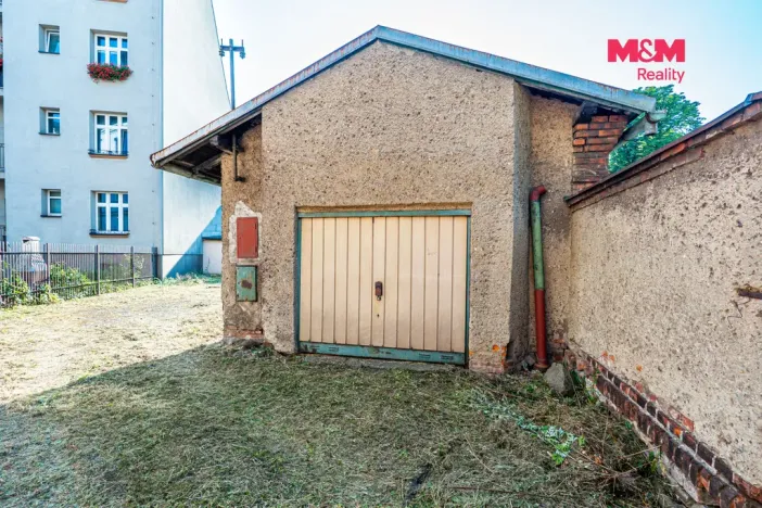 Prodej garáže, Český Těšín, 90 m2