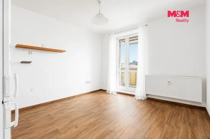 Pronájem bytu 1+kk, Pardubice - Zelené Předměstí, Sukova třída, 25 m2