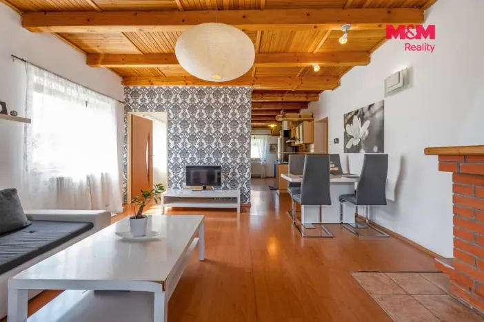 Prodej rodinného domu, Králův Dvůr - Křižatky, 156 m2