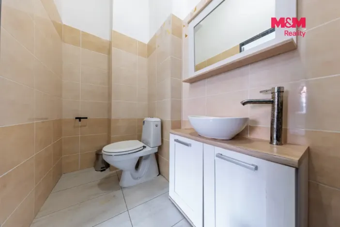 Prodej ubytování, Hroznětín, Mlýnská, 327 m2