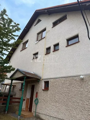 Prodej vícegeneračního domu, Záboří nad Labem, Příčná, 360 m2