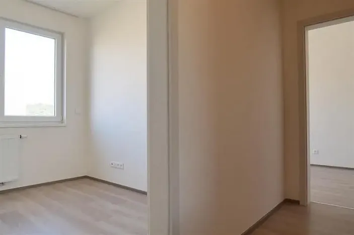 Pronájem bytu 3+kk, Praha - Vysočany, Svatošových, 72 m2